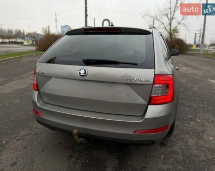 Сірий Шкода Октавія, об'ємом двигуна 1.6 л та пробігом 185 тис. км за 9800 $, фото 25 на Automoto.ua