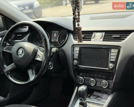 Шкода Октавія 2013 у Києві на Automoto.ua Сірий Шкода Октавія, об'ємом двигуна 1.6 л та пробігом 276 тис. км за 11499 $, фото 10 на Automoto.ua