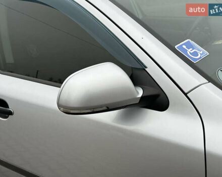 Серый Шкода Октавия, объемом двигателя 2 л и пробегом 218 тыс. км за 9999 $, фото 6 на Automoto.ua