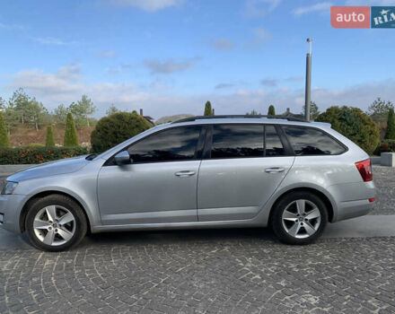 Сірий Шкода Октавія, об'ємом двигуна 1.6 л та пробігом 253 тис. км за 11000 $, фото 4 на Automoto.ua