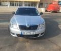 Серый Шкода Октавия, объемом двигателя 1.6 л и пробегом 225 тыс. км за 8300 $, фото 1 на Automoto.ua