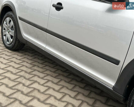 Серый Шкода Октавия, объемом двигателя 2 л и пробегом 218 тыс. км за 9999 $, фото 9 на Automoto.ua