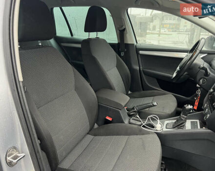 Серый Шкода Октавия, объемом двигателя 1.8 л и пробегом 212 тыс. км за 8900 $, фото 32 на Automoto.ua