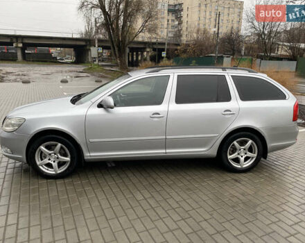 Серый Шкода Октавия, объемом двигателя 1.97 л и пробегом 242 тыс. км за 9500 $, фото 1 на Automoto.ua