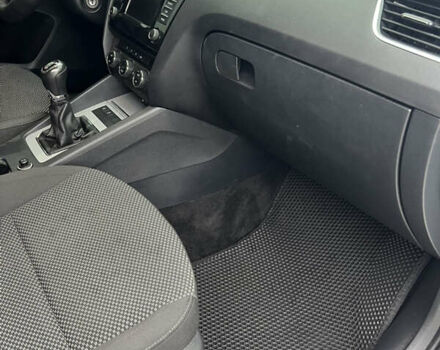 Серый Шкода Октавия, объемом двигателя 1.6 л и пробегом 207 тыс. км за 11000 $, фото 21 на Automoto.ua