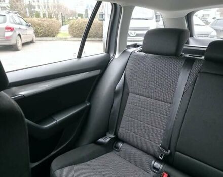 Сірий Шкода Октавія, об'ємом двигуна 1.8 л та пробігом 258 тис. км за 10950 $, фото 14 на Automoto.ua