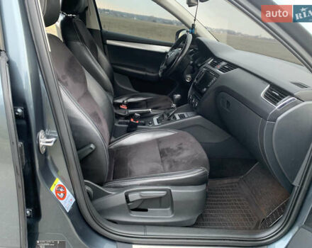 Сірий Шкода Октавія, об'ємом двигуна 1.6 л та пробігом 277 тис. км за 13200 $, фото 25 на Automoto.ua