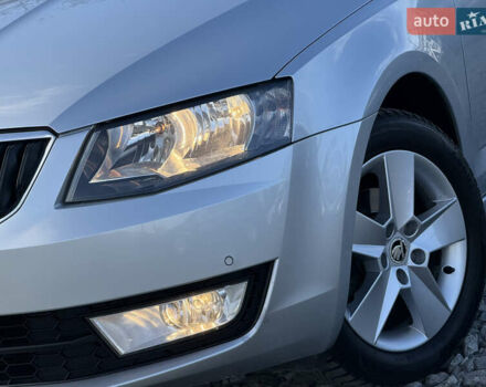 Сірий Шкода Октавія, об'ємом двигуна 1.6 л та пробігом 230 тис. км за 10999 $, фото 12 на Automoto.ua