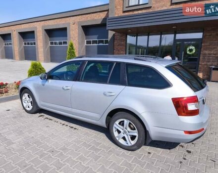 Серый Шкода Октавия, объемом двигателя 1.6 л и пробегом 311 тыс. км за 9000 $, фото 3 на Automoto.ua