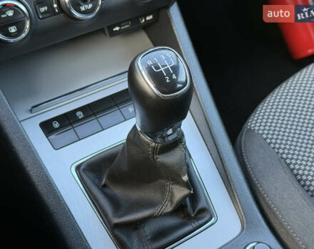 Сірий Шкода Октавія, об'ємом двигуна 1.6 л та пробігом 230 тис. км за 10999 $, фото 50 на Automoto.ua