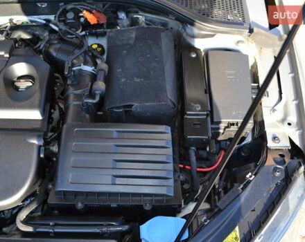 Серый Шкода Октавия, объемом двигателя 2 л и пробегом 228 тыс. км за 12500 $, фото 41 на Automoto.ua