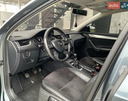 Серый Шкода Октавия, объемом двигателя 1.6 л и пробегом 276 тыс. км за 14000 $, фото 6 на Automoto.ua