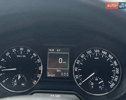 Сірий Шкода Октавія, об'ємом двигуна 1.6 л та пробігом 301 тис. км за 10700 $, фото 19 на Automoto.ua