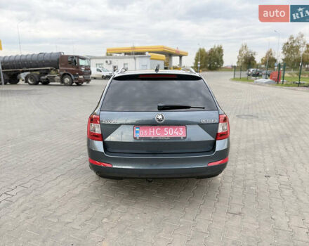 Серый Шкода Октавия, объемом двигателя 1.6 л и пробегом 158 тыс. км за 12500 $, фото 5 на Automoto.ua