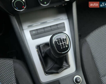 Серый Шкода Октавия, объемом двигателя 2 л и пробегом 303 тыс. км за 9200 $, фото 35 на Automoto.ua