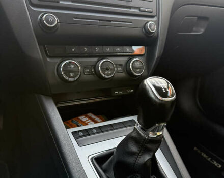 Сірий Шкода Октавія, об'ємом двигуна 1.6 л та пробігом 264 тис. км за 9600 $, фото 14 на Automoto.ua