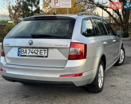 Сірий Шкода Октавія, об'ємом двигуна 1.6 л та пробігом 180 тис. км за 10399 $, фото 10 на Automoto.ua