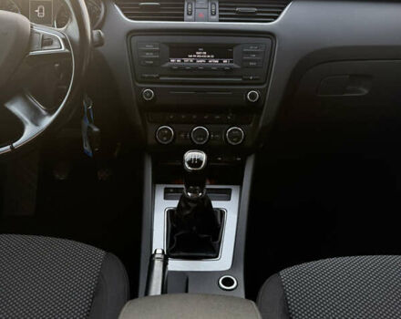 Сірий Шкода Октавія, об'ємом двигуна 1.6 л та пробігом 264 тис. км за 9600 $, фото 13 на Automoto.ua