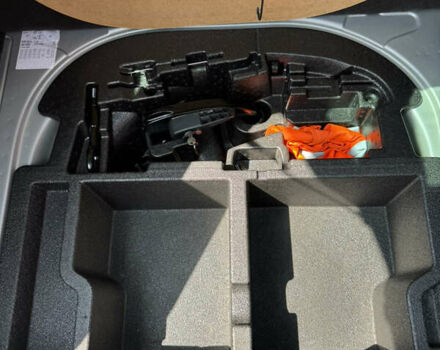 Сірий Шкода Октавія, об'ємом двигуна 1.6 л та пробігом 265 тис. км за 9999 $, фото 20 на Automoto.ua