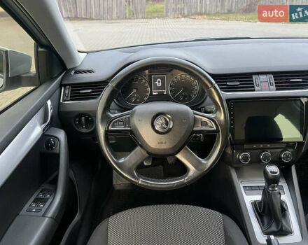 Серый Шкода Октавия, объемом двигателя 2 л и пробегом 303 тыс. км за 9200 $, фото 30 на Automoto.ua