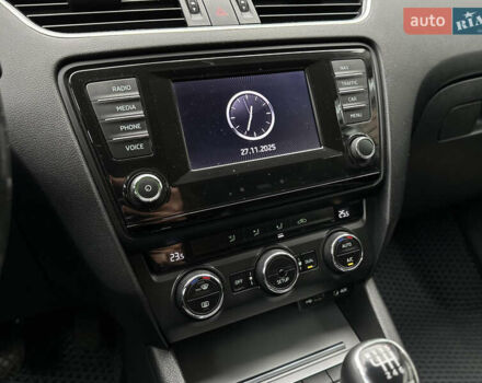 Сірий Шкода Октавія, об'ємом двигуна 1.6 л та пробігом 286 тис. км за 10999 $, фото 42 на Automoto.ua