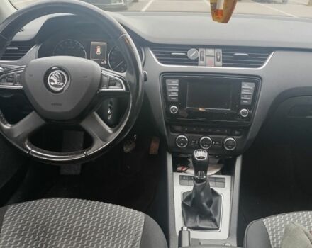 Серый Шкода Октавия, объемом двигателя 0 л и пробегом 250 тыс. км за 8000 $, фото 6 на Automoto.ua