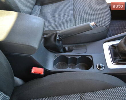 Серый Шкода Октавия, объемом двигателя 2 л и пробегом 228 тыс. км за 12500 $, фото 32 на Automoto.ua