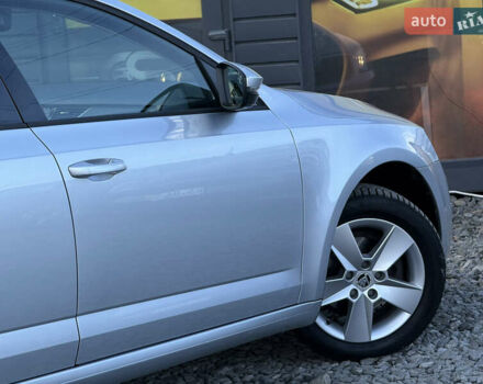 Сірий Шкода Октавія, об'ємом двигуна 1.6 л та пробігом 230 тис. км за 10999 $, фото 24 на Automoto.ua