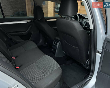 Сірий Шкода Октавія, об'ємом двигуна 1.8 л та пробігом 247 тис. км за 11350 $, фото 27 на Automoto.ua