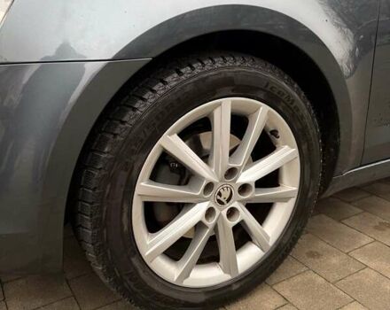 Сірий Шкода Октавія, об'ємом двигуна 1.97 л та пробігом 377 тис. км за 10500 $, фото 2 на Automoto.ua