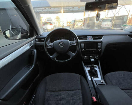 Серый Шкода Октавия, объемом двигателя 1.6 л и пробегом 259 тыс. км за 10199 $, фото 10 на Automoto.ua