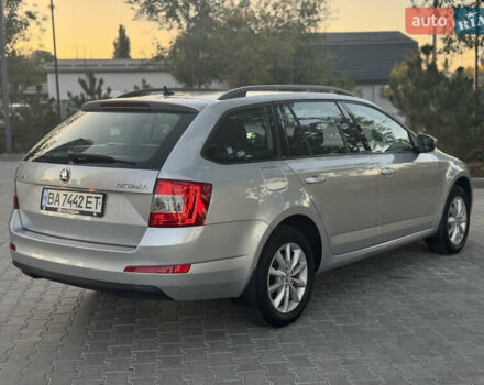 Серый Шкода Октавия, объемом двигателя 1.6 л и пробегом 281 тыс. км за 10499 $, фото 11 на Automoto.ua