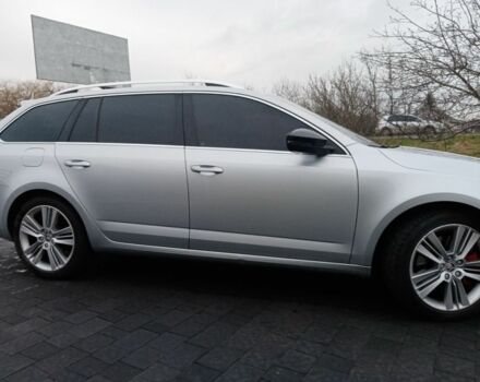 Шкода Октавия 2014 в Ужгороде на Automoto.ua Серый Шкода Октавия, объемом двигателя 2 л и пробегом 270 тыс. км за 13500 $, фото 10 на Automoto.ua