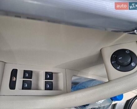 Шкода Октавія 2014 у Костополе на Automoto.ua Сірий Шкода Октавія, об'ємом двигуна 1.97 л та пробігом 364 тис. км за 11600 $, фото 25 на Automoto.ua