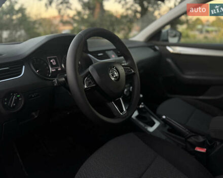 Серый Шкода Октавия, объемом двигателя 1.6 л и пробегом 281 тыс. км за 10499 $, фото 12 на Automoto.ua