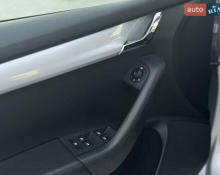 Серый Шкода Октавия, объемом двигателя 1.6 л и пробегом 281 тыс. км за 10499 $, фото 13 на Automoto.ua