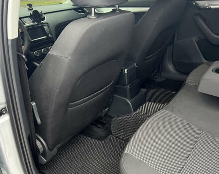 Серый Шкода Октавия, объемом двигателя 1.6 л и пробегом 207 тыс. км за 11000 $, фото 27 на Automoto.ua