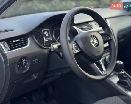 Сірий Шкода Октавія, об'ємом двигуна 1.6 л та пробігом 180 тис. км за 10399 $, фото 14 на Automoto.ua