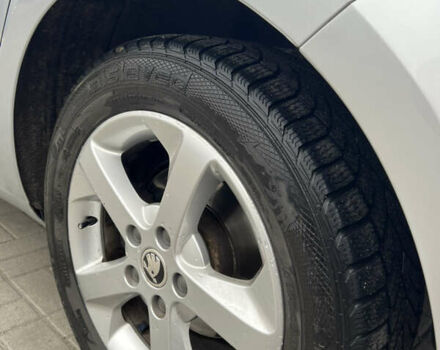 Серый Шкода Октавия, объемом двигателя 1.6 л и пробегом 207 тыс. км за 11000 $, фото 7 на Automoto.ua