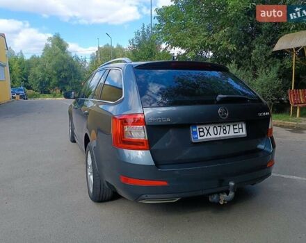 Шкода Октавия 2014 в Хмельницком на Automoto.ua Серый Шкода Октавия, объемом двигателя 1.6 л и пробегом 270 тыс. км за 11999 $, фото 3 на Automoto.ua