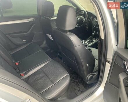 Серый Шкода Октавия, объемом двигателя 2 л и пробегом 293 тыс. км за 13100 $, фото 56 на Automoto.ua