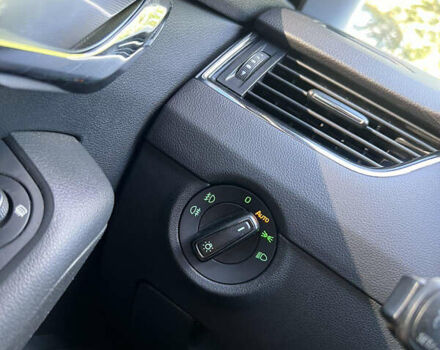 Серый Шкода Октавия, объемом двигателя 1.97 л и пробегом 249 тыс. км за 10800 $, фото 2 на Automoto.ua