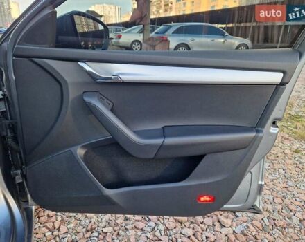 Серый Шкода Октавия, объемом двигателя 1.8 л и пробегом 235 тыс. км за 14500 $, фото 45 на Automoto.ua