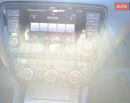 Серый Шкода Октавия, объемом двигателя 2 л и пробегом 228 тыс. км за 12500 $, фото 28 на Automoto.ua