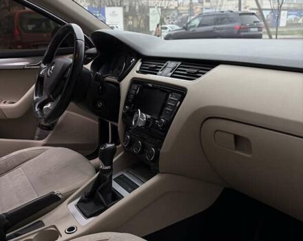 Сірий Шкода Октавія, об'ємом двигуна 1.97 л та пробігом 377 тис. км за 10500 $, фото 26 на Automoto.ua