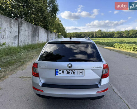 Серый Шкода Октавия, объемом двигателя 1.6 л и пробегом 260 тыс. км за 10000 $, фото 9 на Automoto.ua