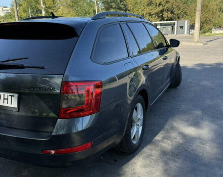 Серый Шкода Октавия, объемом двигателя 1.6 л и пробегом 241 тыс. км за 10300 $, фото 6 на Automoto.ua