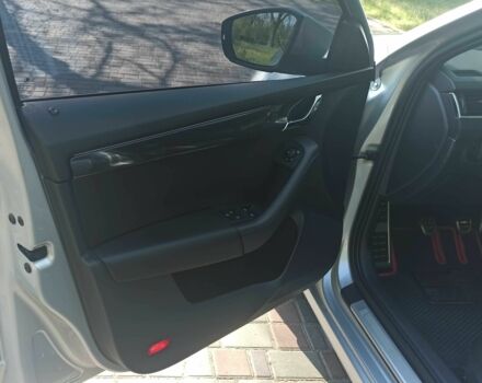 Серый Шкода Октавия, объемом двигателя 2 л и пробегом 290 тыс. км за 13700 $, фото 8 на Automoto.ua