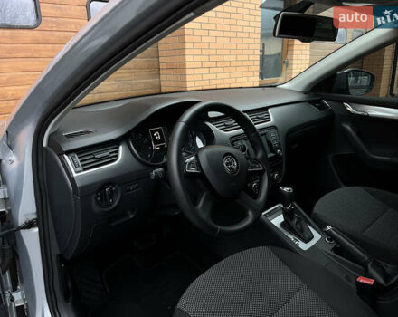 Сірий Шкода Октавія, об'ємом двигуна 1.8 л та пробігом 247 тис. км за 11350 $, фото 17 на Automoto.ua