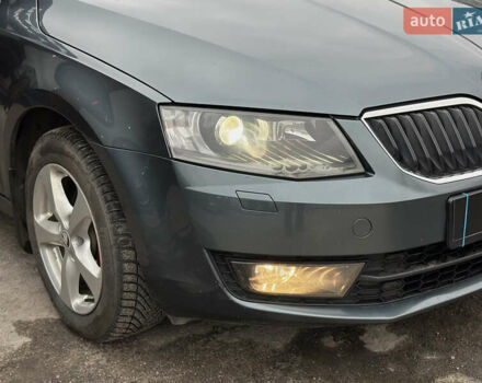 Сірий Шкода Октавія, об'ємом двигуна 1.6 л та пробігом 286 тис. км за 10999 $, фото 9 на Automoto.ua